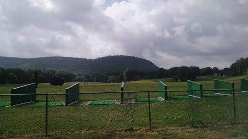 Golf Course «Sleeping Giant Golf Course», reviews and photos, 3931 Whitney Ave, Hamden, CT 06518, USA