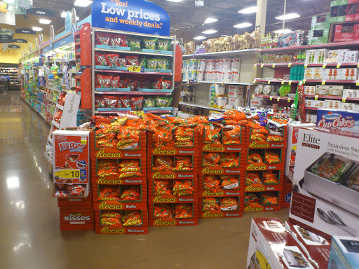 Grocery Store «Kroger», reviews and photos, 6660 Poplar Ave, Germantown, TN 38138, USA