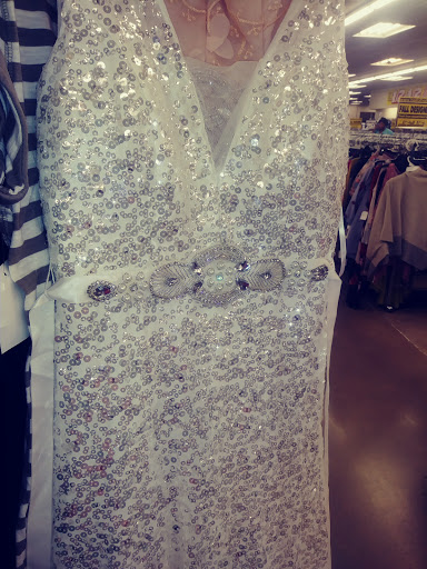 Clothing Store «Half Of Half Name Brand Clothing», reviews and photos, 4720 S Cooper St, Arlington, TX 76017, USA