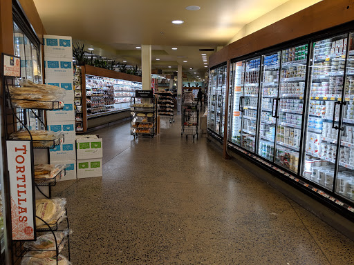 Grocery Store «Whole Foods Market», reviews and photos, 150 Ledge Rd, Darien, CT 06820, USA