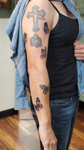 Tattoo Shop «Folk City Tattoo», reviews and photos, 3235 Bridge Rd, Suffolk, VA 23435, USA