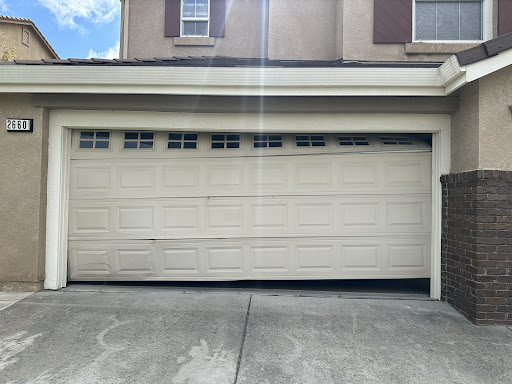 A1A Garage Door Service and Installation image
