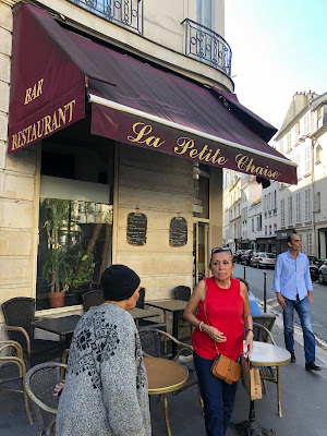 La Petite Chaise à Paris