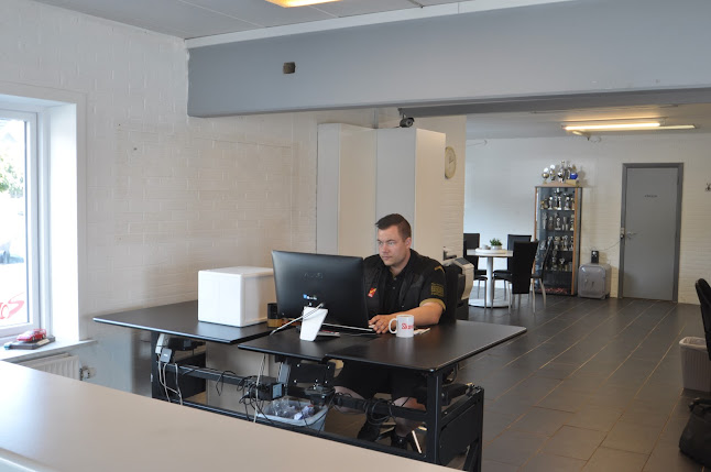 Skovhus Biler ApS - Autoværksted