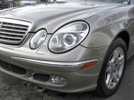 Auto Body Shop «TAJ Collision Center», reviews and photos, 60 NW Gilman Blvd, Issaquah, WA 98027, USA