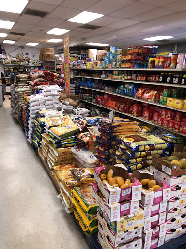 Grocery Store «Tampa Grocery», reviews and photos, 819 E Brandon Blvd, Brandon, FL 33511, USA