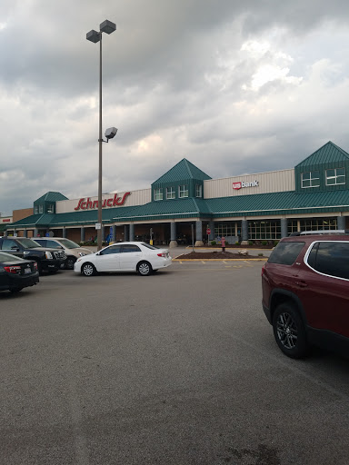 Grocery Store «Schnucks», reviews and photos, 2222 Troy Rd, Edwardsville, IL 62025, USA