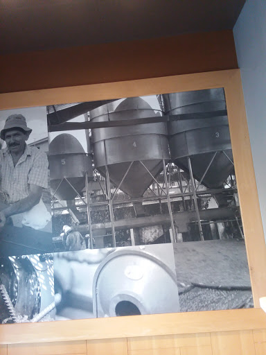Starbucks image