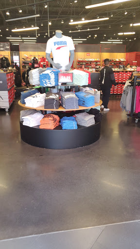 Shoe Store «PUMA», reviews and photos, 20 The City Dr S #906, Orange, CA 92868, USA