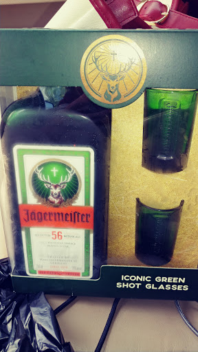 Liquor Store «Sunnys Wine & Liquor», reviews and photos, 350 S Spring Garden Ave H, DeLand, FL 32720, USA