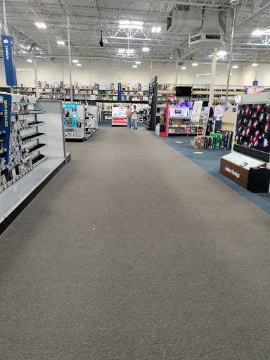 Electronics Store «Best Buy», reviews and photos, 2109 Matthews Township Pkwy, Matthews, NC 28105, USA
