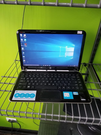 Computer Repair Service «Zombie Techs Computer Repair & Cell Phone Repair», reviews and photos, 831 E Algonquin Rd, Schaumburg, IL 60173, USA