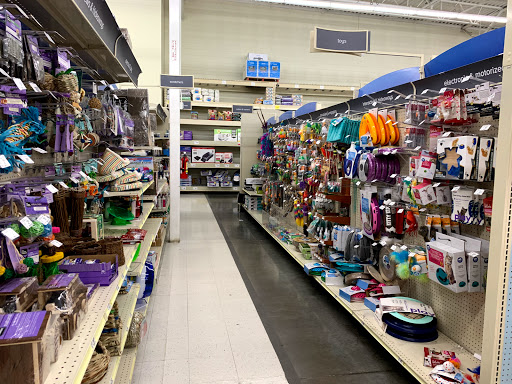 Pet Supply Store «PetSmart», reviews and photos, 2160 Southgate Rd, Colorado Springs, CO 80906, USA