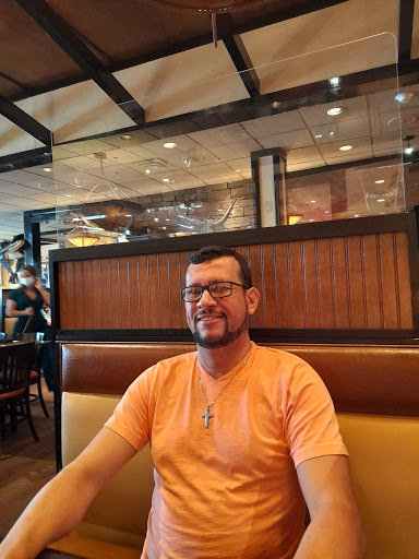 Shopping Mall «R.K. Centre», reviews and photos, 201 Boston Post Rd W, Marlborough, MA 01752, USA