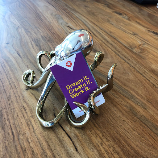 Custom T-shirt Store «CustomInk - Custom T-shirt Store - Richmond», reviews and photos, 3401 W Cary St, Richmond, VA 23221, USA