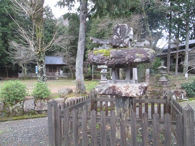 齋神社（下原町布毛）