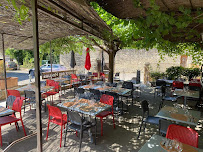 Photos du propriétaire du Restaurant Bistrot des Roques à Saint-Pantaléon - n°1