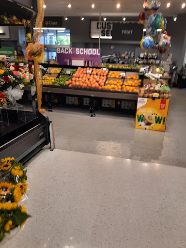 Supermarket «Giant», reviews and photos, 7142 Arlington Rd, Bethesda, MD 20814, USA
