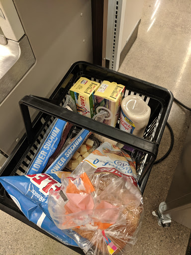 Grocery Store «Kroger», reviews and photos, 5161 Hampsted Village Center Way, New Albany, OH 43054, USA