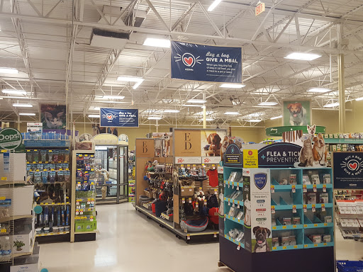 Pet Supply Store «PetSmart», reviews and photos, 3501 Catclaw Dr, Abilene, TX 79606, USA