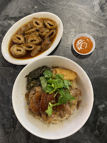 Opinii despre Shi Nian Pig Trotter Rice în Singapore - Cafe