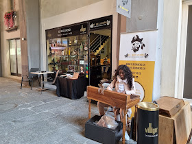 EL BUCANERO Cigar Store, Club & Lounge