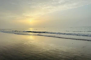 Shati Al Qurum Beach image