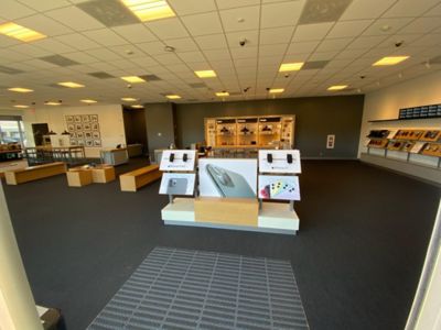 Cell Phone Store «Verizon», reviews and photos, 1020 Cozzens Ln, North Brunswick Township, NJ 08902, USA