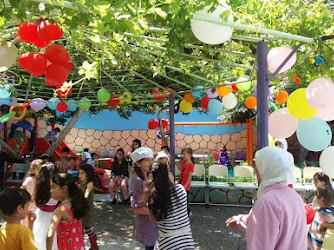 School Syrian elite in Istanbul