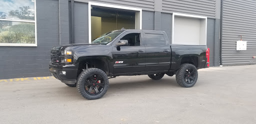 Truck Accessories Store «4 Wheel Parts Performance Center - Indianapolis», reviews and photos, 9470 E Washington St, Indianapolis, IN 46229, USA