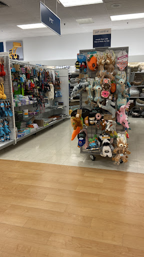 Department Store «Marshalls», reviews and photos, 411 Barnum Ave, Stratford, CT 06614, USA