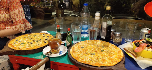 La Pizzeria Mumbai