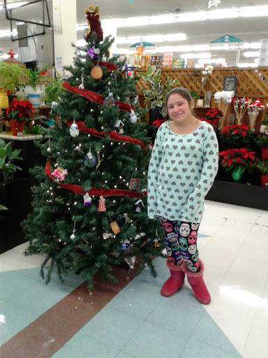 Grocery Store «Marina Marketplace», reviews and photos, 3201 W Benjamin Holt Dr, Stockton, CA 95219, USA