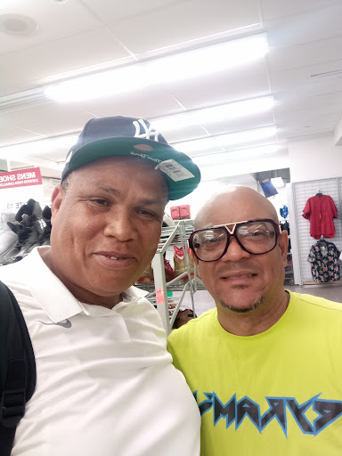 Clothing Store «Burlington Coat Factory», reviews and photos, 2543 Webster Ave, Bronx, NY 10458, USA