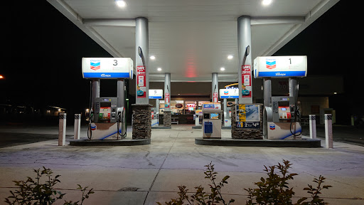 Gas Station «Chevron», reviews and photos, 21324 Pathfinder Rd, Diamond Bar, CA 91765, USA