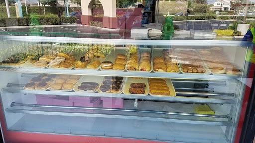 Donut Shop «M & M Donuts», reviews and photos, 1614 W Katella Ave, Anaheim, CA 92802, USA