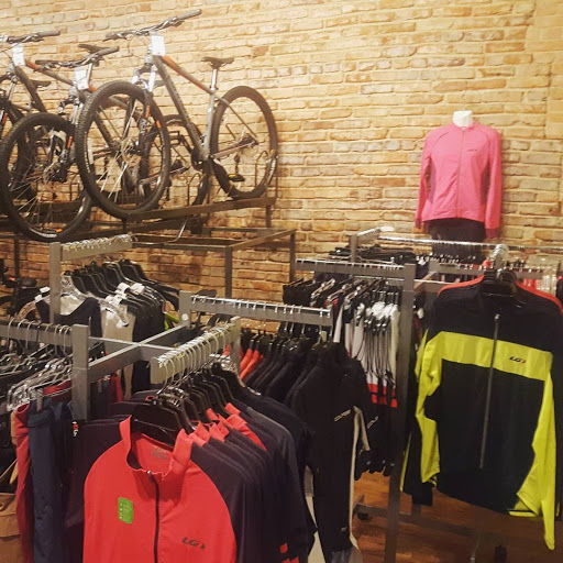 Bicycle Repair Shop «Hilltop Bicycle Center», reviews and photos, 5145 Lake Ridge Pkwy #131, Grand Prairie, TX 75052, USA