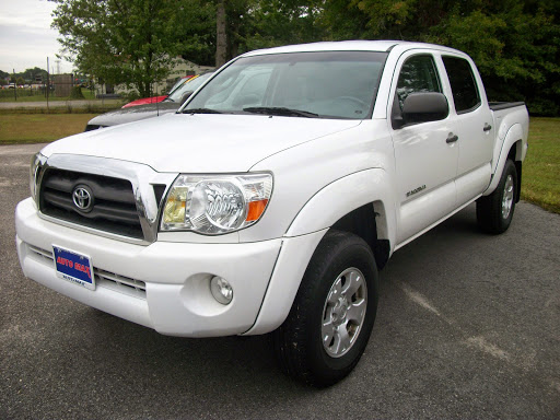 Used Car Dealer «Auto Max of York County», reviews and photos, 4727 George Washington Memorial Hwy, Yorktown, VA 23692, USA