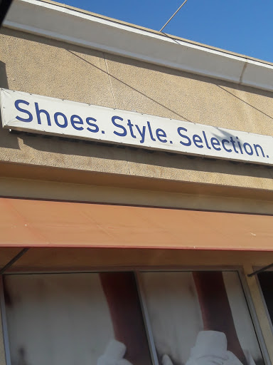 Shoe Store «WSS», reviews and photos, 1700 S Garey Ave, Pomona, CA 91766, USA