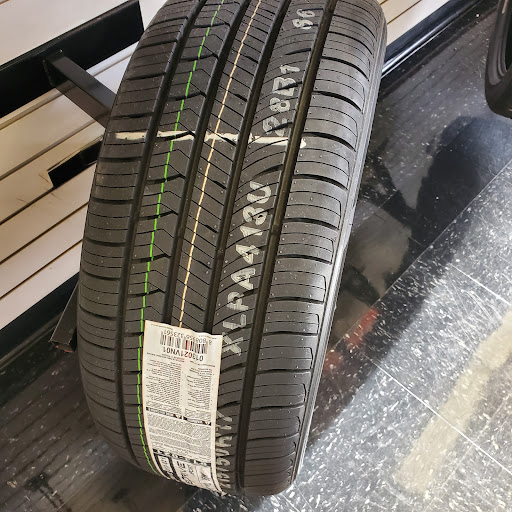 Tire Shop «Tires Plus», reviews and photos, 4801 S Kirkman Rd, Orlando, FL 32811, USA