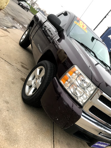 Car Dealer «Auto Bank», reviews and photos, 2000 E Truman Rd, Kansas City, MO 64127, USA