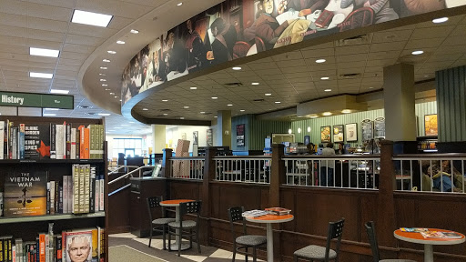 Book Store «Barnes & Noble», reviews and photos, 3800 State Rd #180, La Crosse, WI 54601, USA