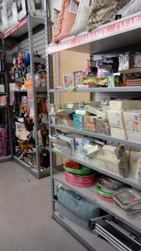 Home Goods Store «Tuesday Morning», reviews and photos, 2550 Fair Oaks Blvd, Sacramento, CA 95825, USA