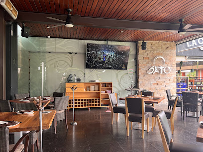 Sato Restaurant - Av Cerro Gordo 12, Casa de Piedra, 37120 León, Gto., Mexico