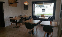 Atmosphère du Restaurant Jess Burger à Lesparre-Médoc - n°4