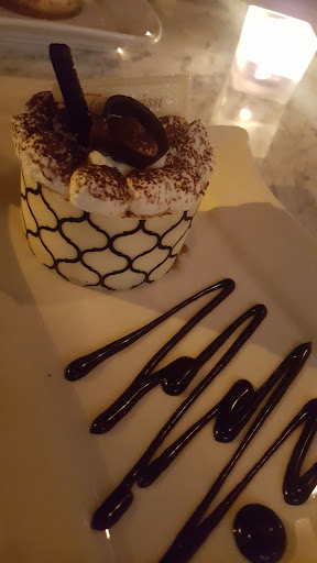 Chocolate Shop «Le Chocoholique», reviews and photos, 601 N High St, Columbus, OH 43215, USA