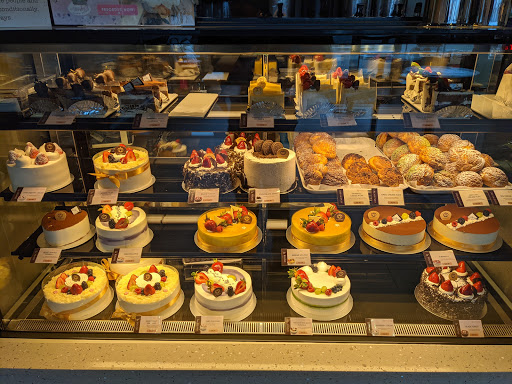 Shopping Mall «Wick Shopping Plaza», reviews and photos, 561 US-1, Edison, NJ 08817, USA