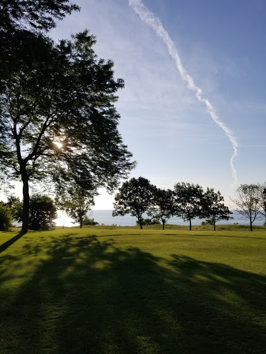 Public Golf Course «Warnimont Golf Course», reviews and photos, 5400 S Lake Dr, Cudahy, WI 53110, USA