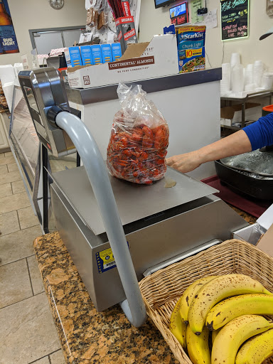 Grocery Store «Village Grocery Deli & Seafood», reviews and photos, 13510 Perkins Rd, Baton Rouge, LA 70810, USA