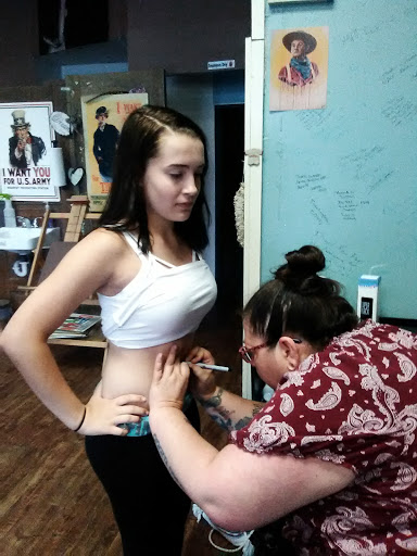 Tattoo Shop «Bombshell Ink», reviews and photos, 113 N Shiawassee St, Corunna, MI 48817, USA